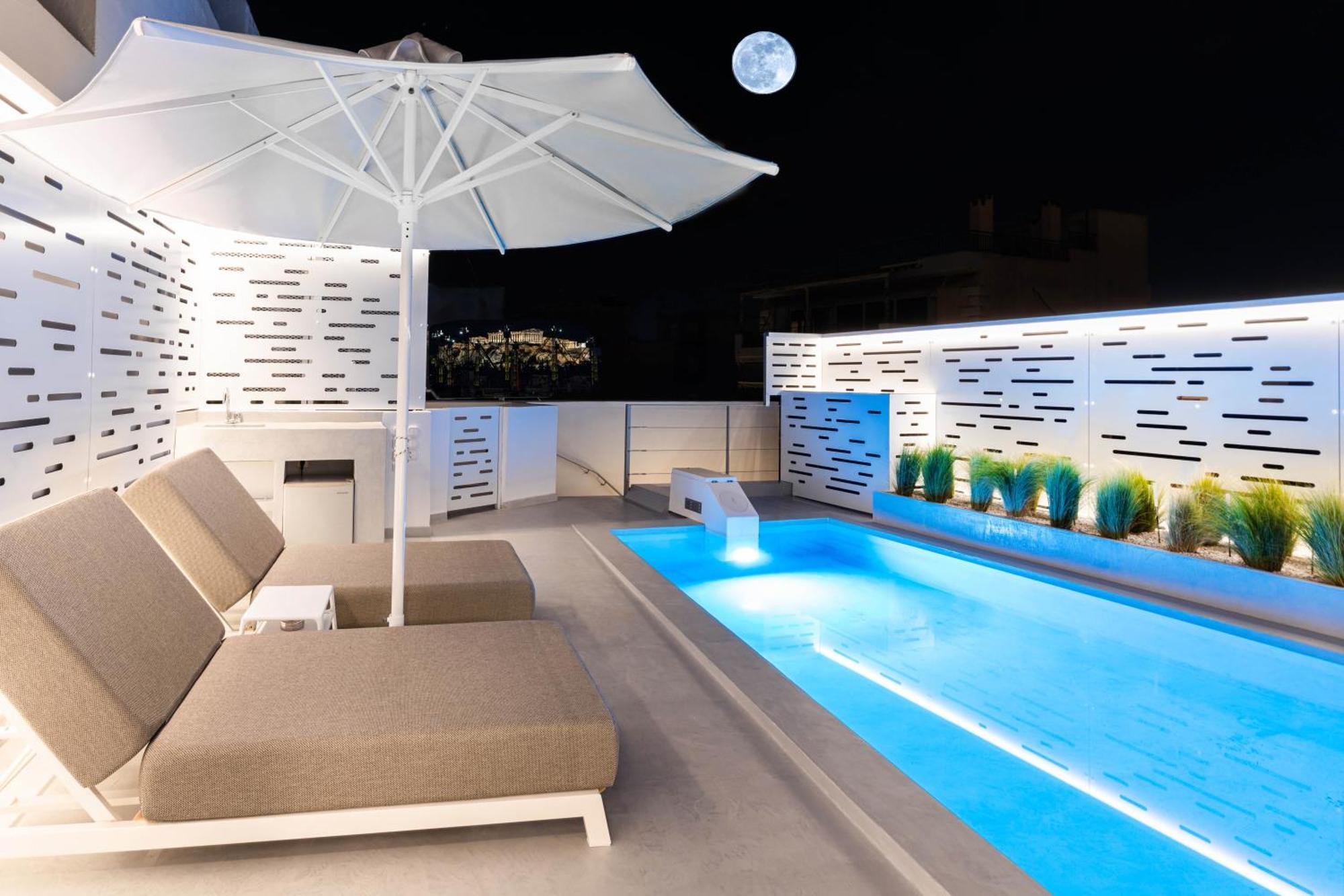 Ma Maison No5 Penthouse Loft, Private Heated Pool, Acropolis View, Ultra High Speed Internet 300 Mbps, Short Walk To Acropolis, Parking Upon Request, 1' From Metro 雅典 外观 照片